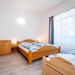 Lesák Rekreační Středisko * Chlum u Trebone