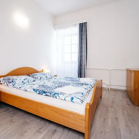 Lesak Hotel Chlum u Trebone