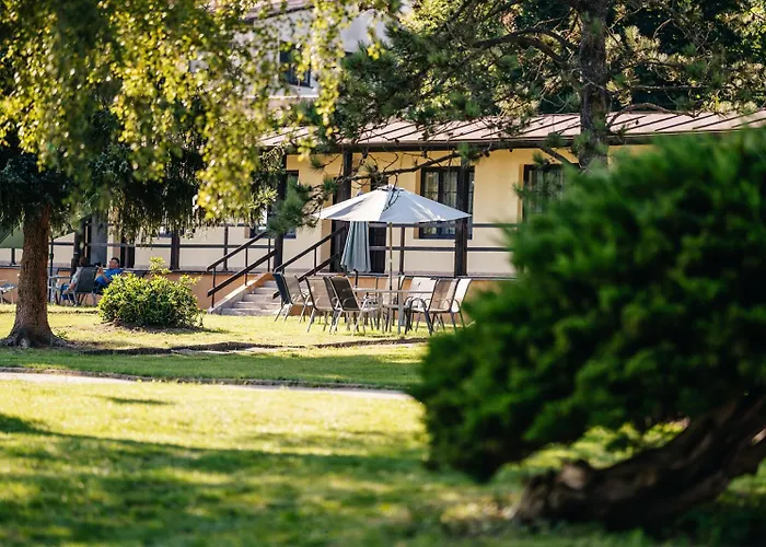 Lesak Hotel Chlum u Trebone